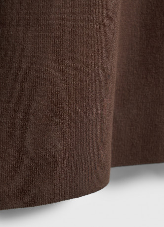 Вязаное облегающее платье