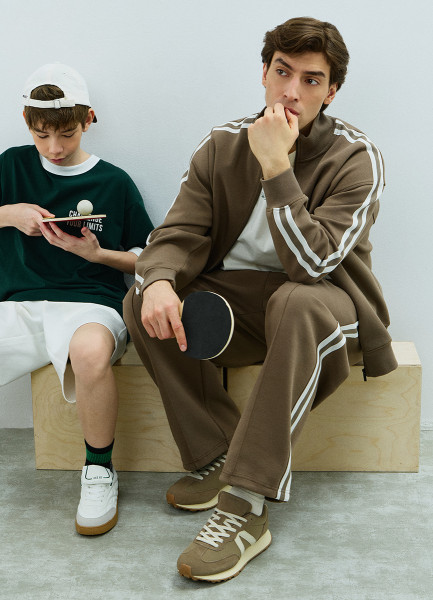 Бомбер на молнии с контрастными деталями, Бежевый