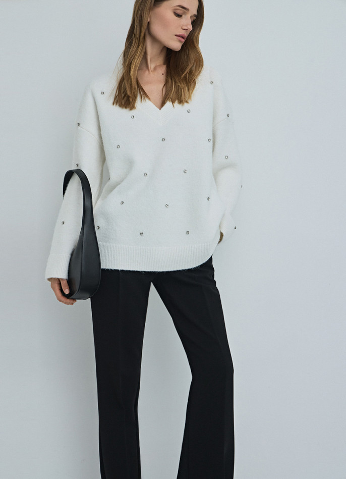 Джемпер со стразами