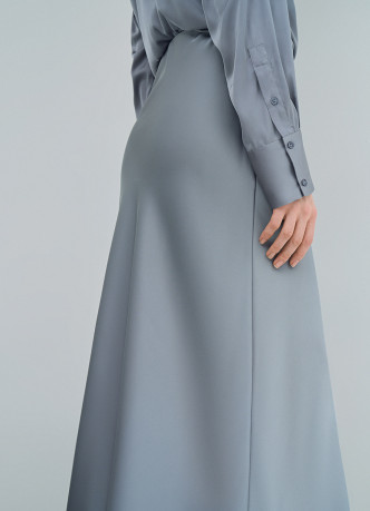 Атласная юбка миди А-силуэта