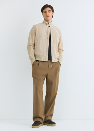 Бомбер из натуральной замши