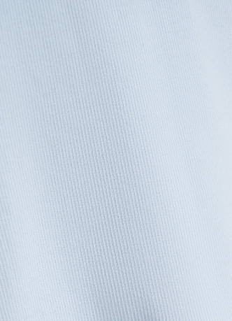 Приталенный лонгслив в рубчик