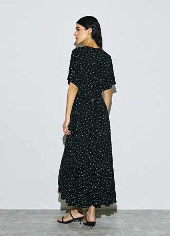 Платье на запах из креповой вискозы