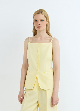 Жилет на тонких бретелях