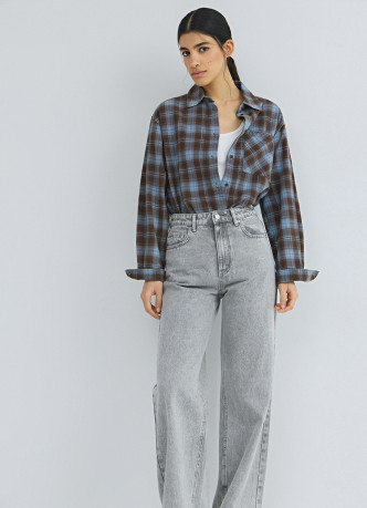 Широкие джинсы с высокой посадкой