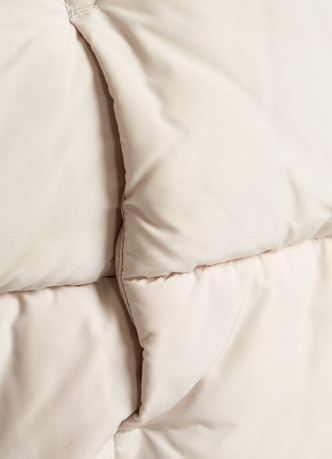 Утеплённый жилет для девочек