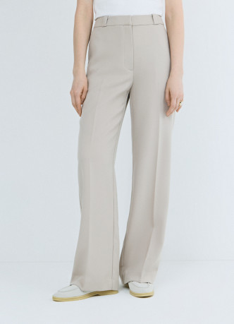 Прямые брюки с эластичным поясом