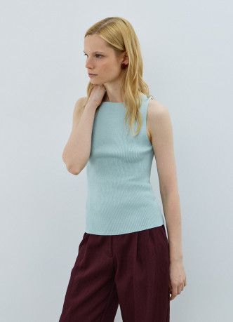 Майка в рубчик