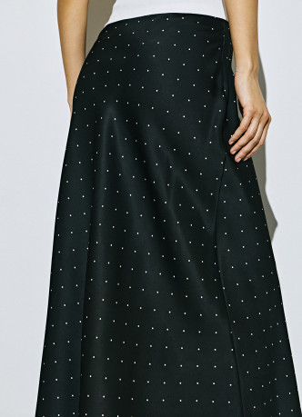 Сатиновая юбка миди А-силуэта