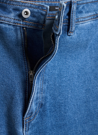 Укороченные широкие джинсы