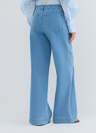 Широкие джинсы со стрелками