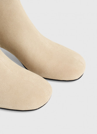 Ботильоны из натуральной замши