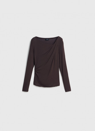Лонгслив с драпировкой и асимметричным вырезом