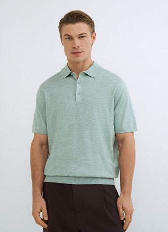 Вязаное поло с коротким рукавом