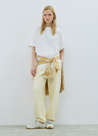 Футболка оверсайз с вышивкой