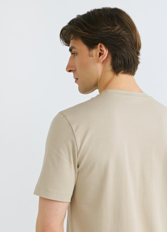 Базовая футболка