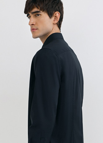 Рубашка с острым воротником