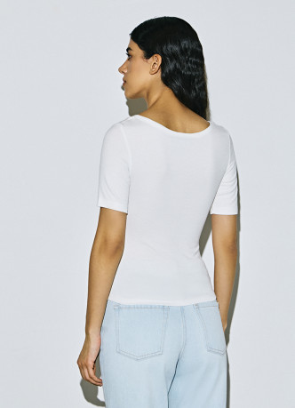 Футболка с вырезом "хенли"