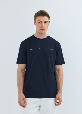 Футболка с имитацией второго слоя