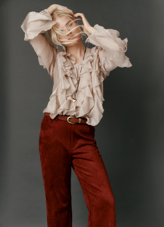 Блузка из лиоцелла с рюшами