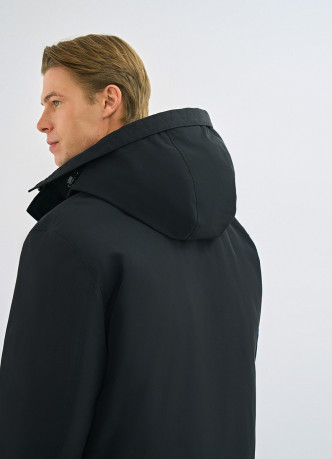 Утеплённая парка с капюшоном