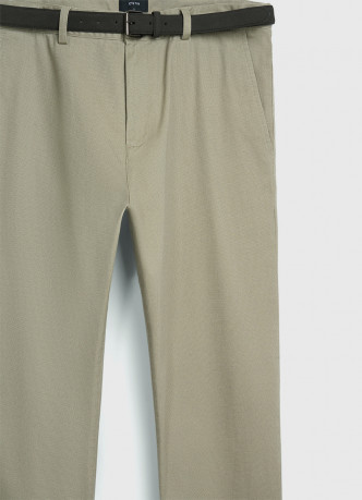 Чиносы из твила с ремнём