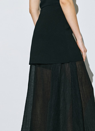 Двуслойная юбка с полупрозрачным подолом