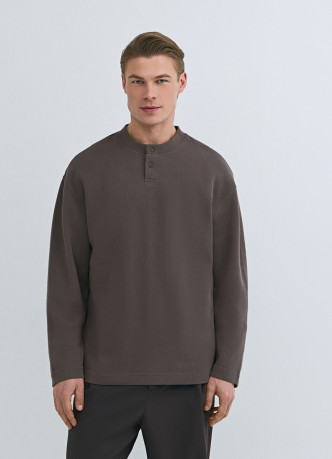 Свитшот с вырезом хенли