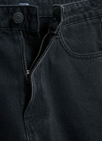 Прямые джинсы с высокой посадкой