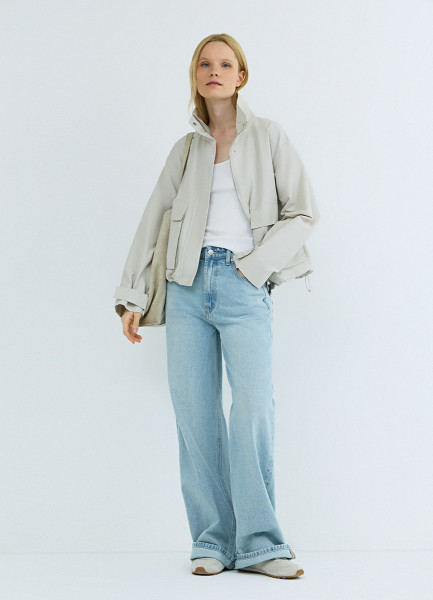 Лёгкая куртка с воротником-стойкой Бежевый 4999₽