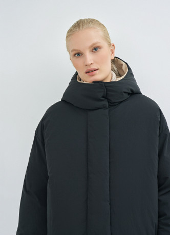 Утеплённая куртка с капюшоном