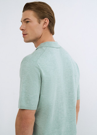 Вязаное поло с коротким рукавом