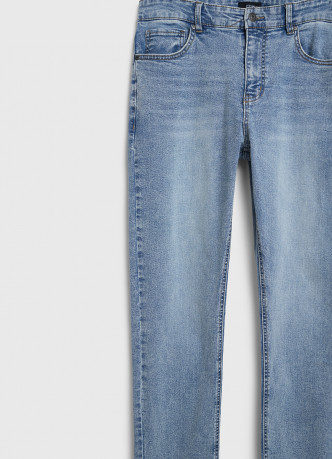 Зауженные джинсы Slim