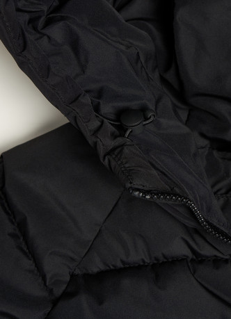 Утеплённая куртка для девочек