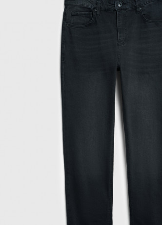 Зауженные джинсы Slim