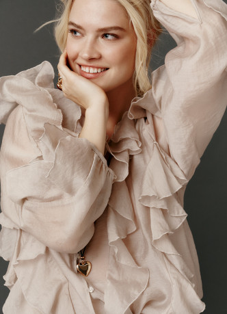 Блузка из лиоцелла с рюшами