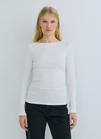 Лонгслив с вырезом лодочкой