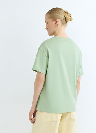 Футболка с цветочным принтом