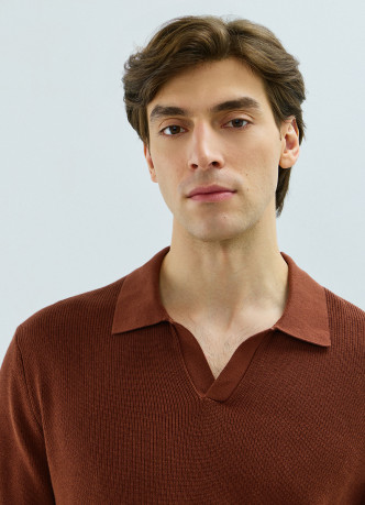 Поло из текстурной ткани