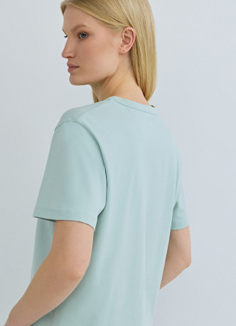 Базовая футболка