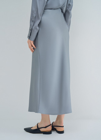 Атласная юбка миди А-силуэта