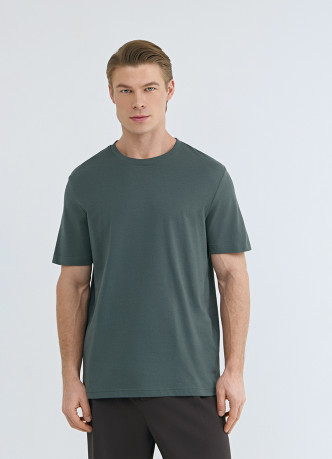 Базовая футболка