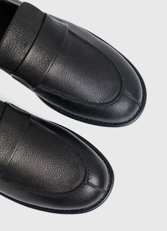 Лоферы из натуральной кожи