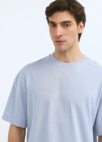 Футболка с объёмным принтом