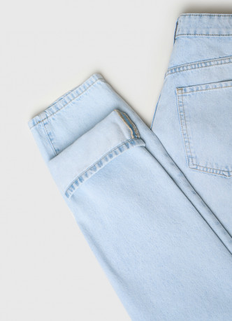 Джинсы Mom с высокой посадкой