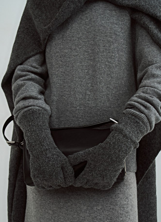 Вязаные перчатки