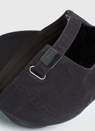 Бейсболка с 3D-вышивкой