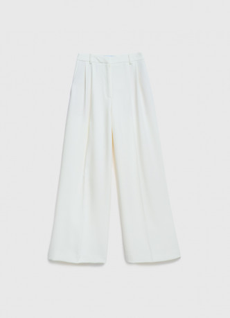 Широкие брюки со складками