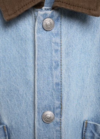 Джинсовая рубашка