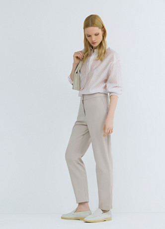 Зауженные прямые брюки